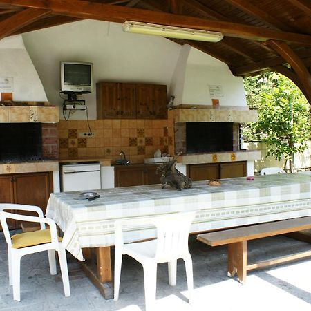 Haus Platanos Apartments & Bungalows By The Sea Vourvourou Exterior photo