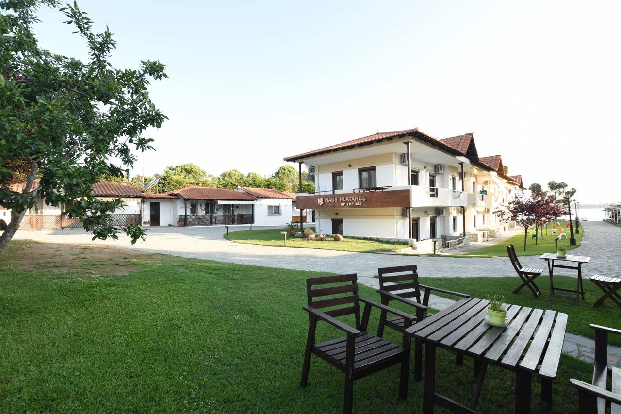 Haus Platanos Apartments & Bungalows By The Sea Vourvourou Exterior photo